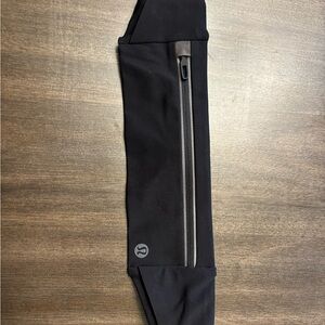 Lululemon running belt